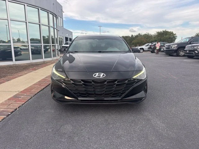 Used 2023 Hyundai Elantra SE with VIN KMHLL4AG2PU574525 for sale in Stone Mountain, GA
