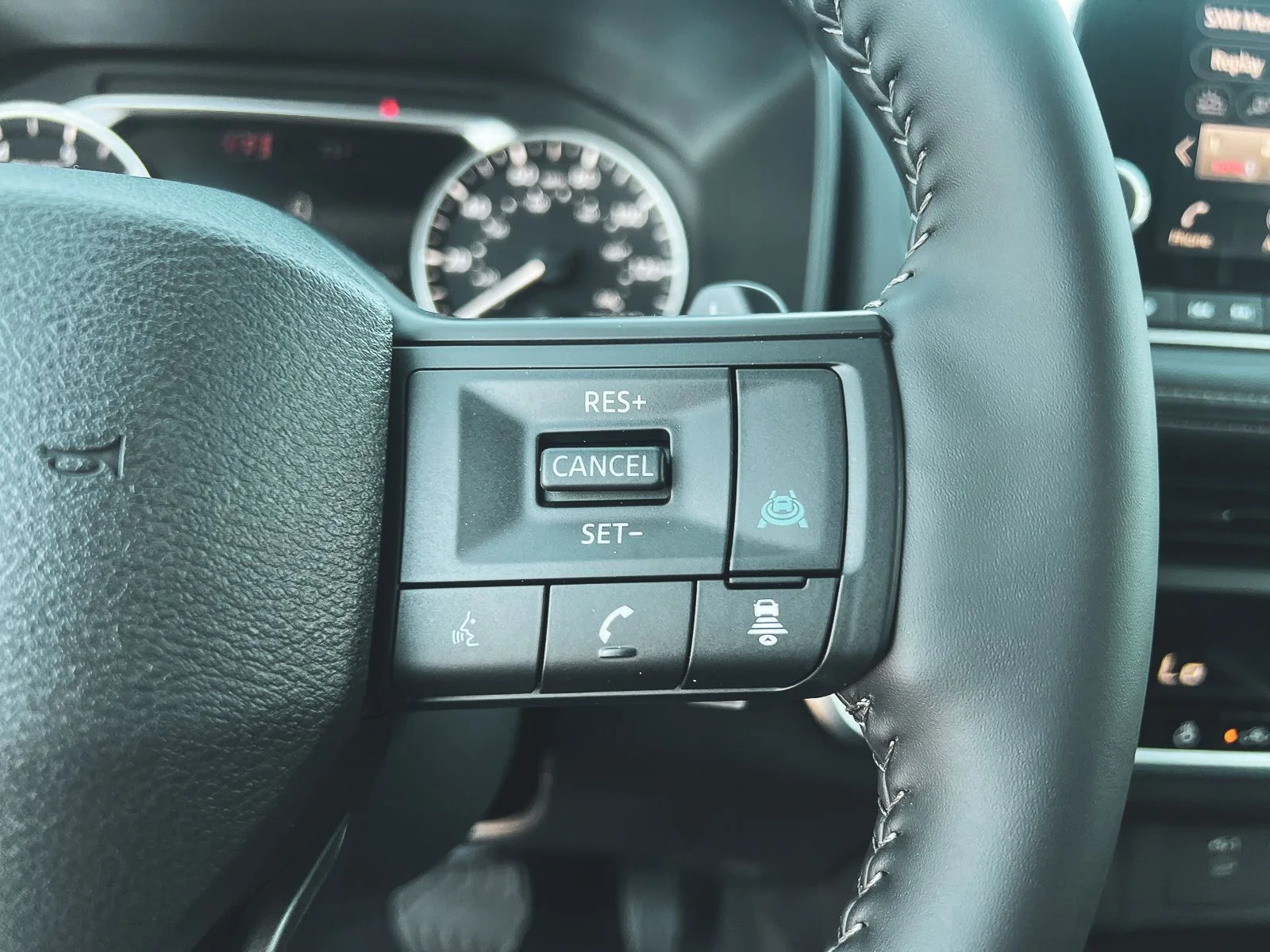 New 2026 Boulder Gray Pearl Nissan SV image 15