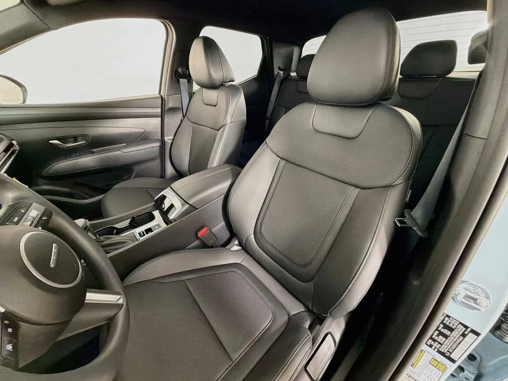 New 2027 Blue Stone Hyundai SE image 19