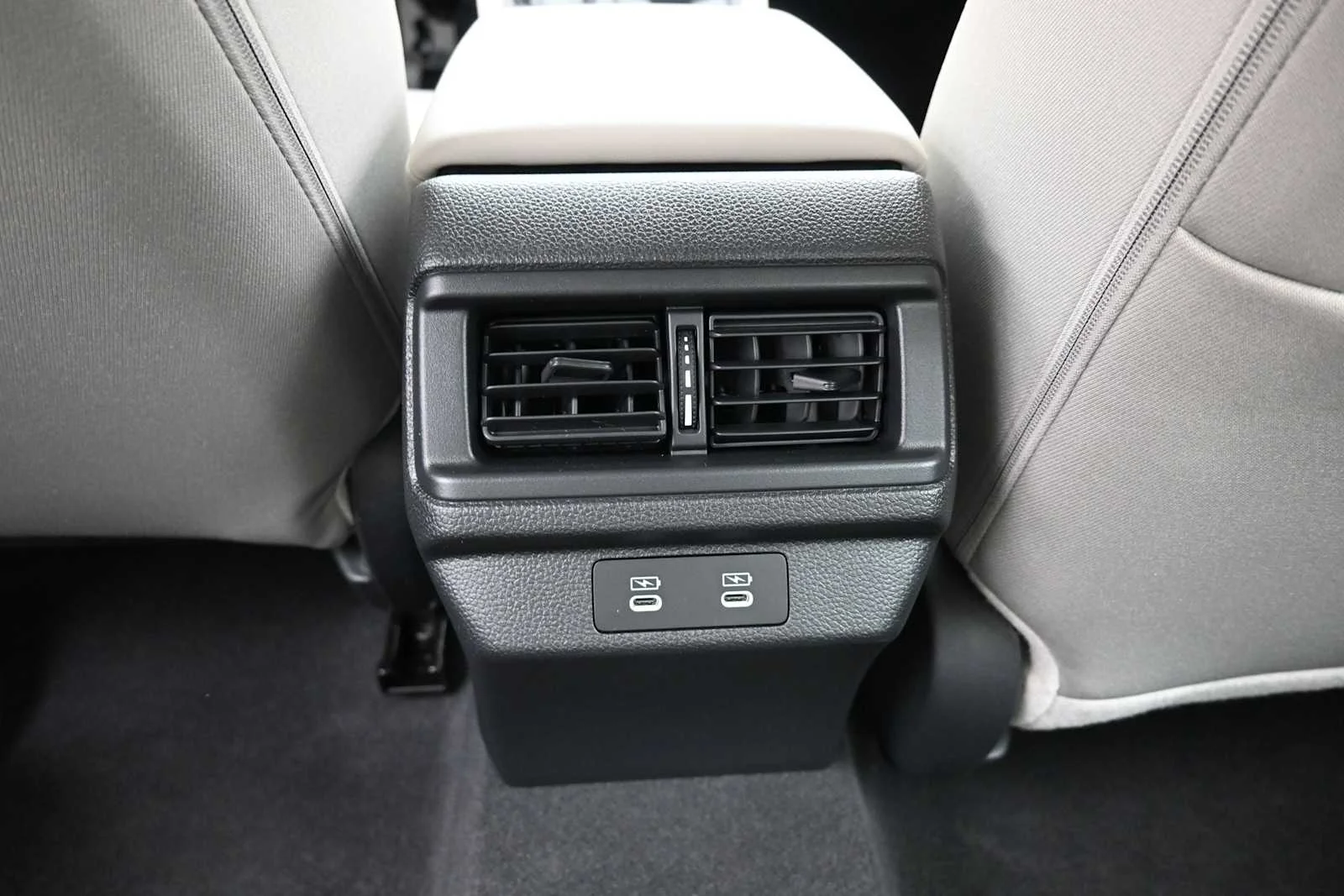 New 2026 Platinum White Pearl Honda LX image 13