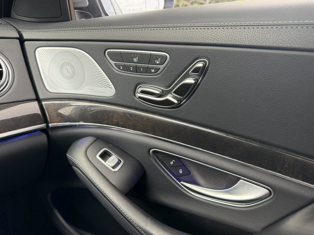 Used 2019 Iridium Silver Metallic Mercedes-Benz S560 4MATIC® image 27