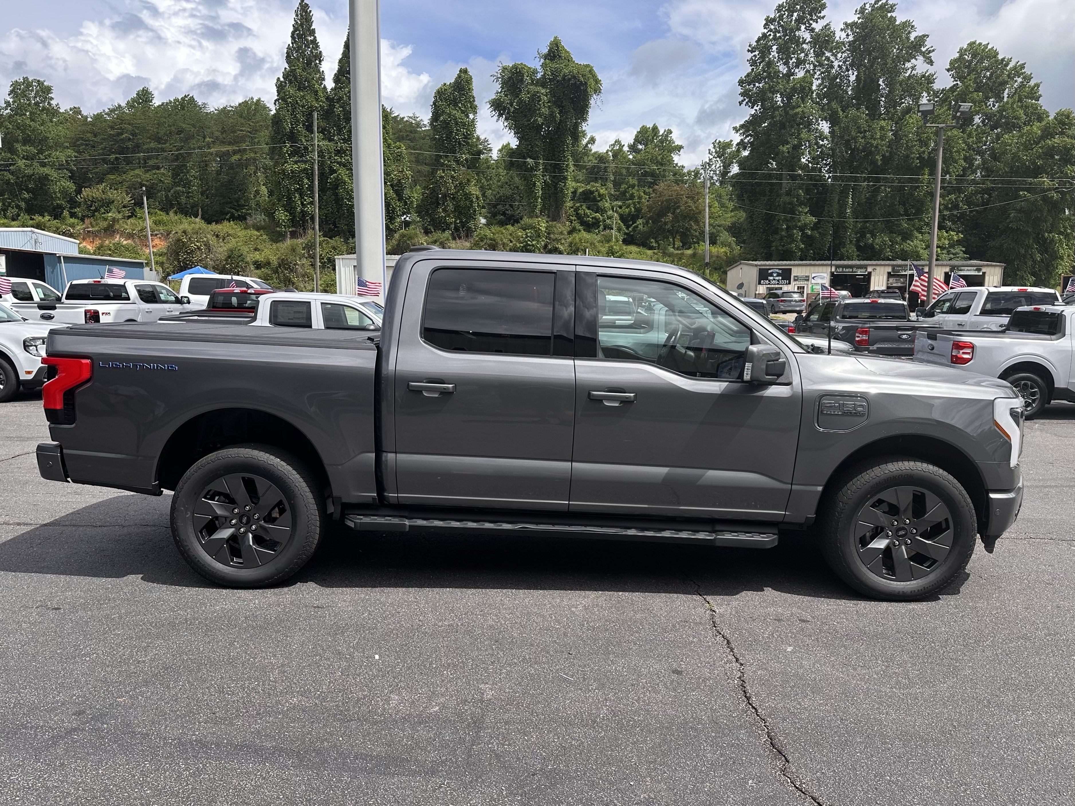 Used 2023 Carbonized Gray Metallic Ford LARIAT image 5