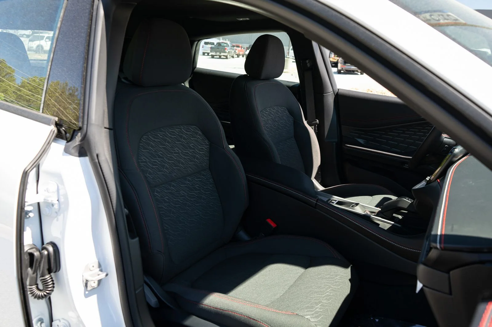 New 2026 White Knuckle Exterior Paint Dodge R/T image 35