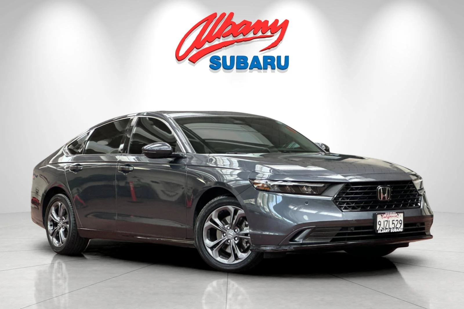 Used 2024 Meteorite Gray Metallic Honda EX-L image 2
