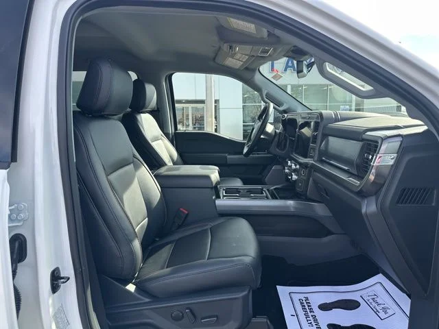 2026 Ford F-350 Super Duty Chassis Cab Lariat - Photo 8
