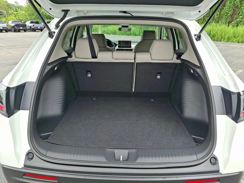 2026 Honda HR-V LX - Photo 28