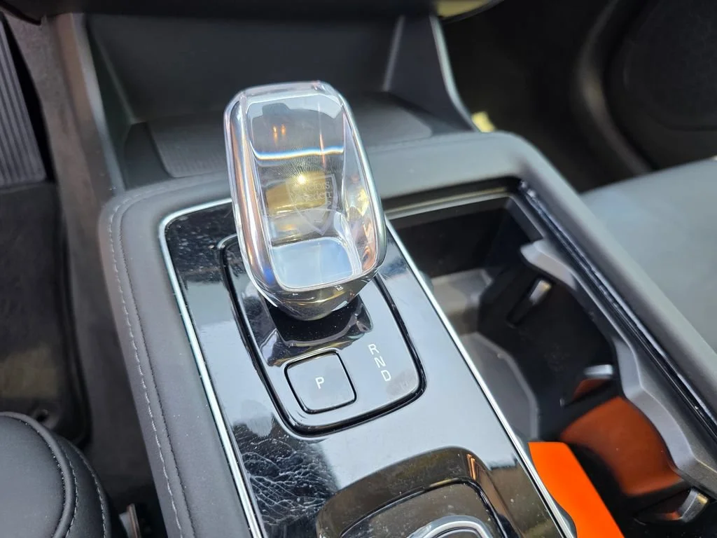 Used 2026  Volvo Plus image 18