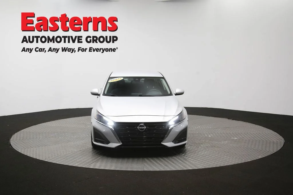 Used 2023 Silver Nissan 2.5 S image 50