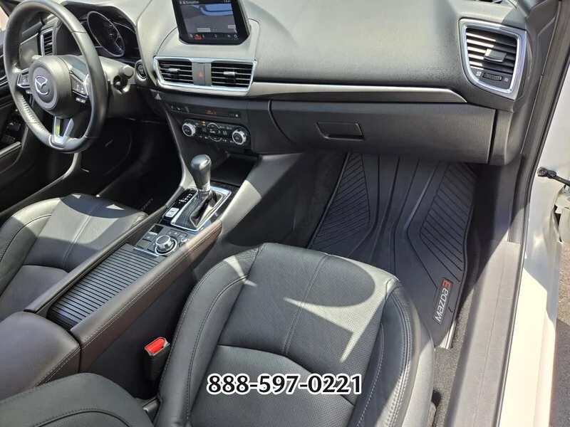 Used 2018 Snowflake White Pearl MAZDA GRAND TOURING image 18