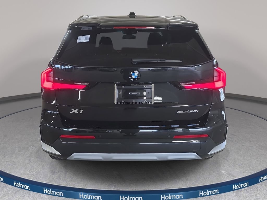 Used 2026 Black Sapphire Metallic BMW xDrive28i image 5