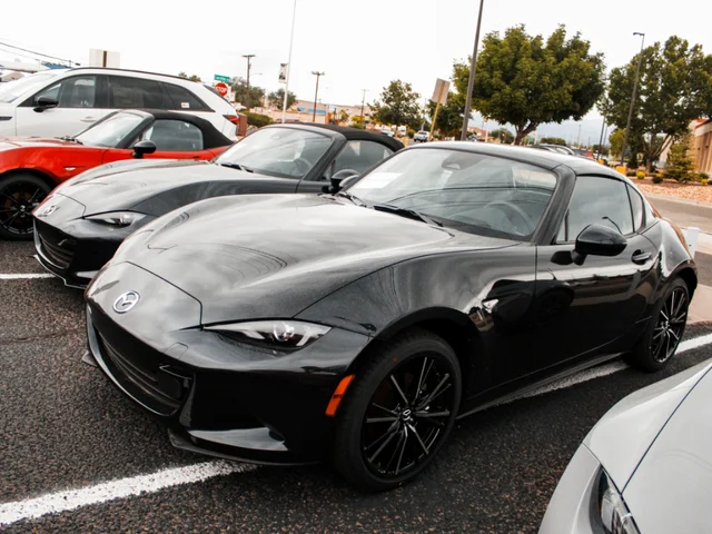 2026 Mazda MX-5 Miata RF Grand Touring