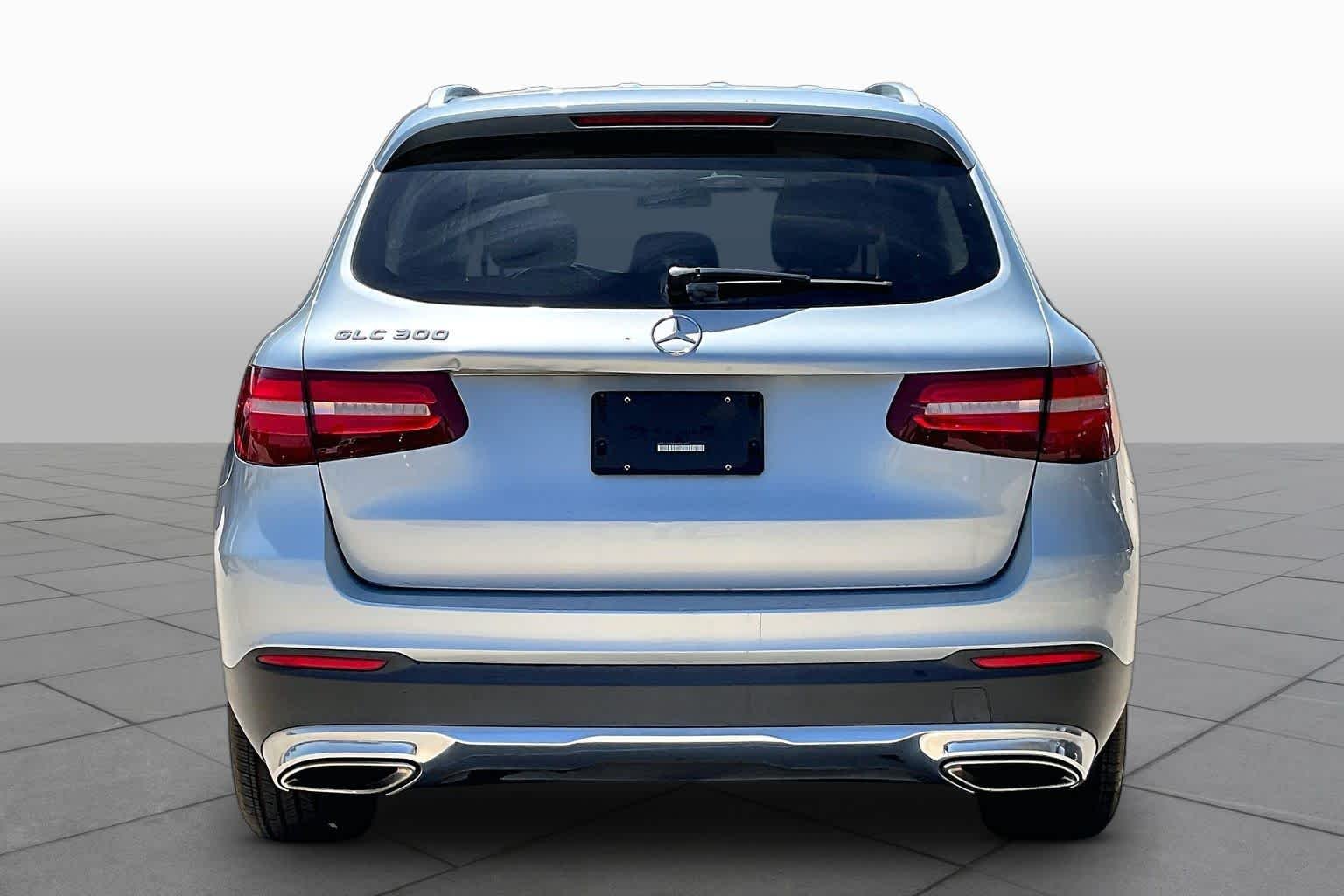 Used 2017 Diamond Silver Metallic Mercedes-Benz GLC 300 image 5