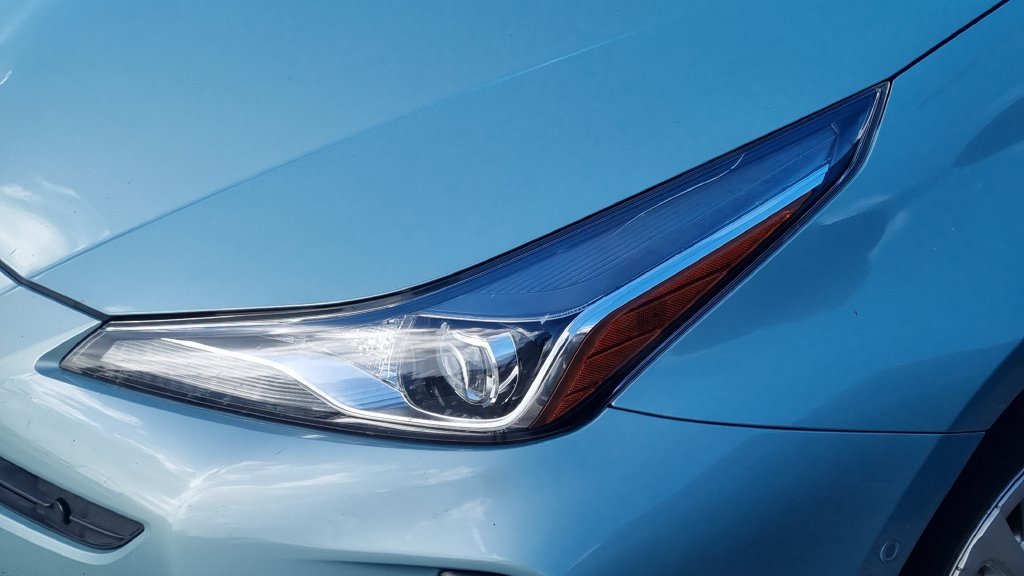 Used 2022 Beige Toyota LE image 7