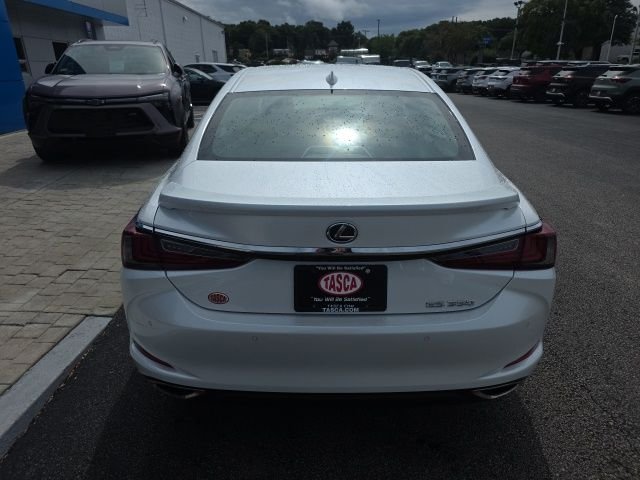 Used 2025 White Lexus 350 image 3