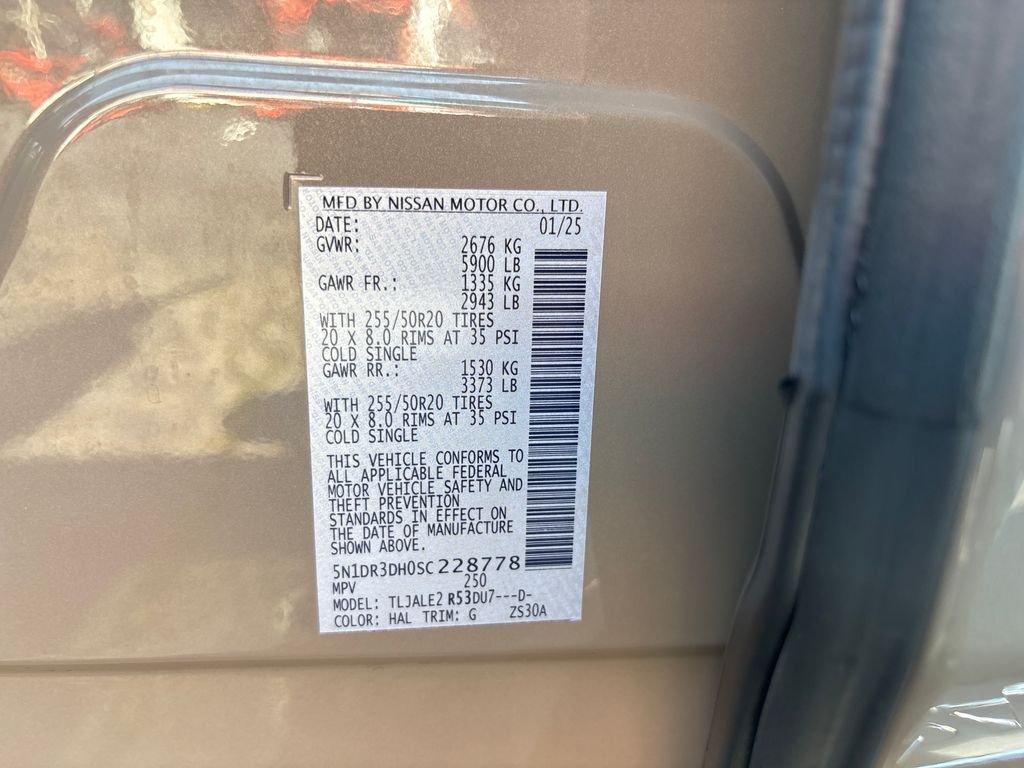 Used 2025 Beige Nissan Platinum image 26