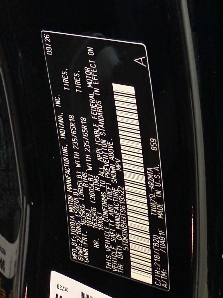 New 2026 Midnight Black Metallic Toyota XLE image 43