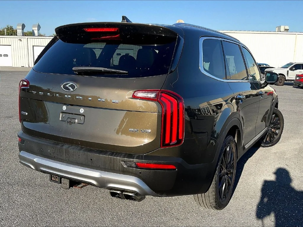 Used 2020 Green Kia SX image 4
