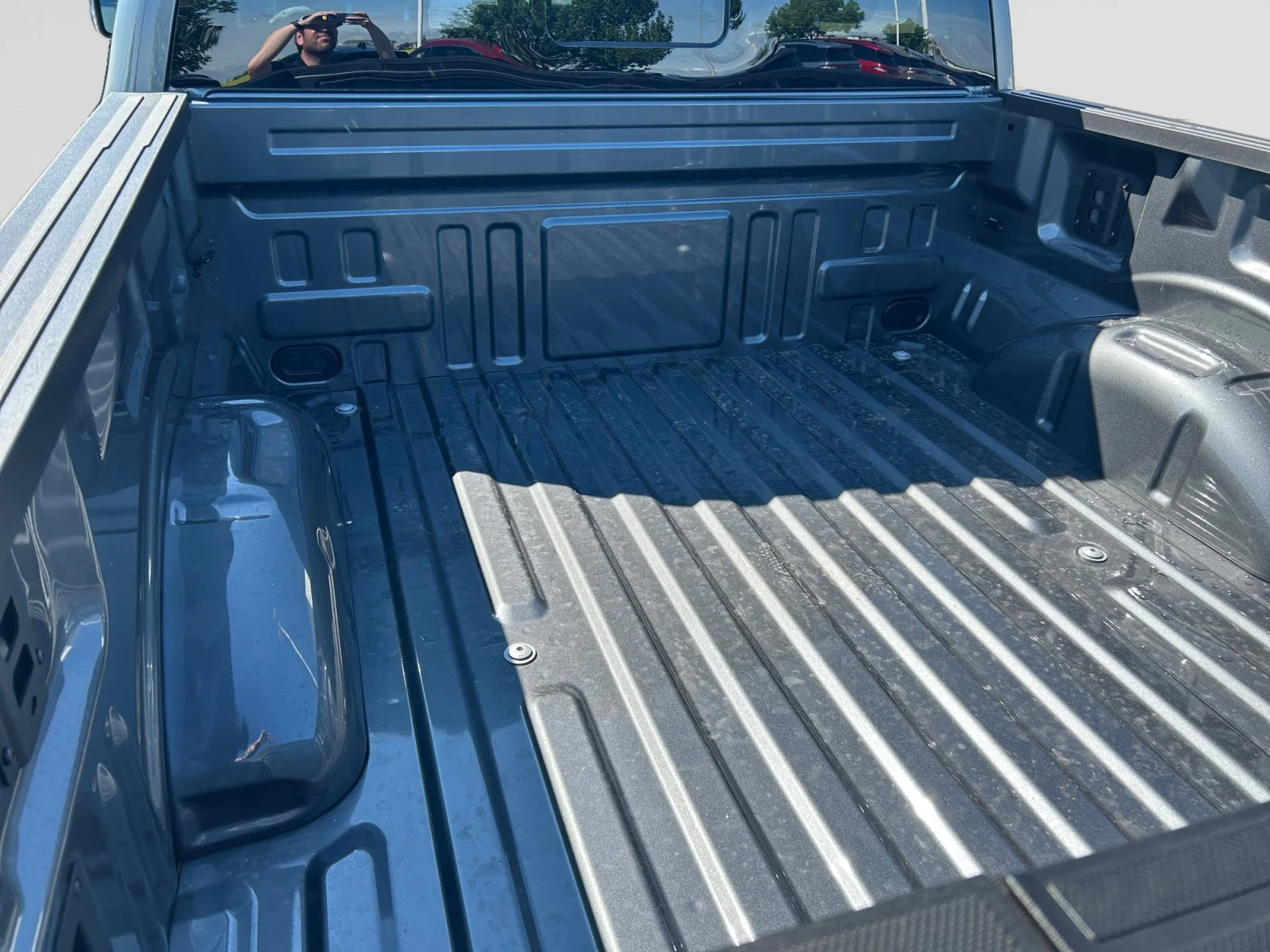 New 2026 Carbonized Grey Metallic Ford XLT image 10