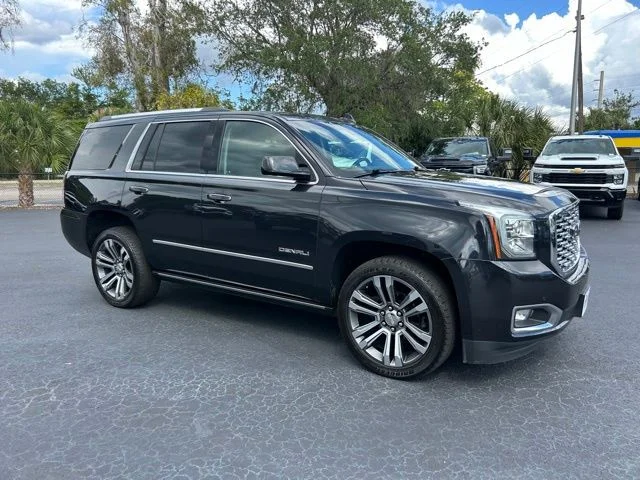 2020 GMC Yukon 4WD Denali's photo