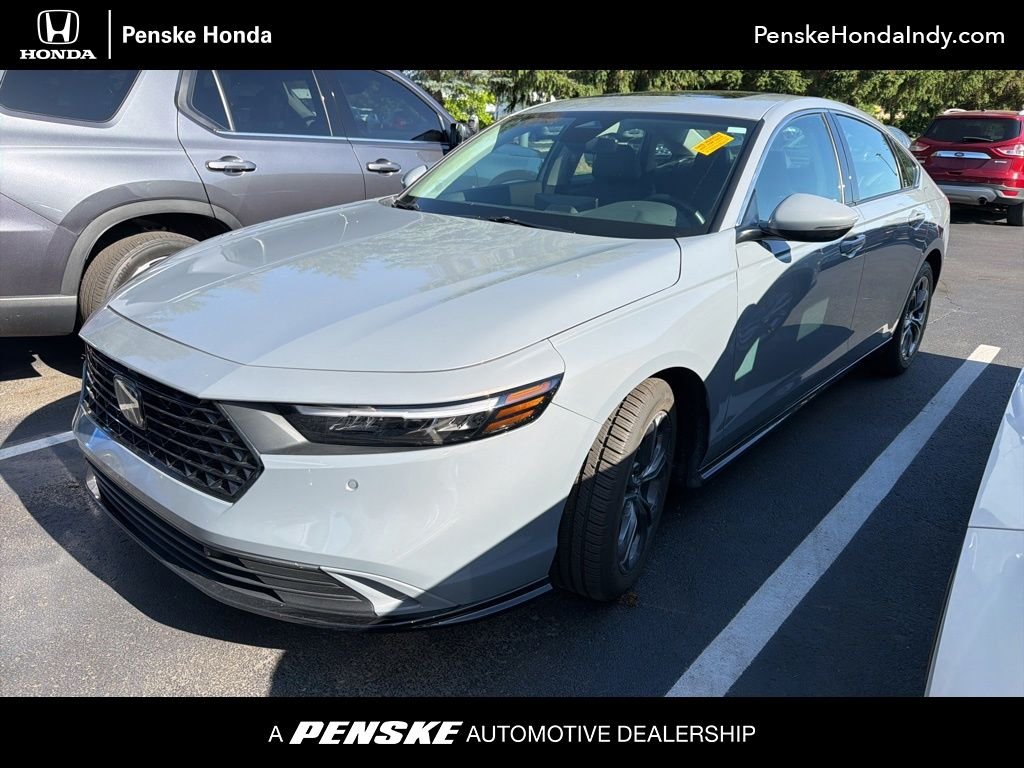 2024 Honda Accord Hybrid EX-L's photo