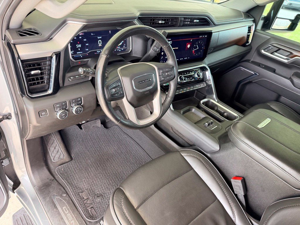 Used 2024 Silver GMC Denali image 14