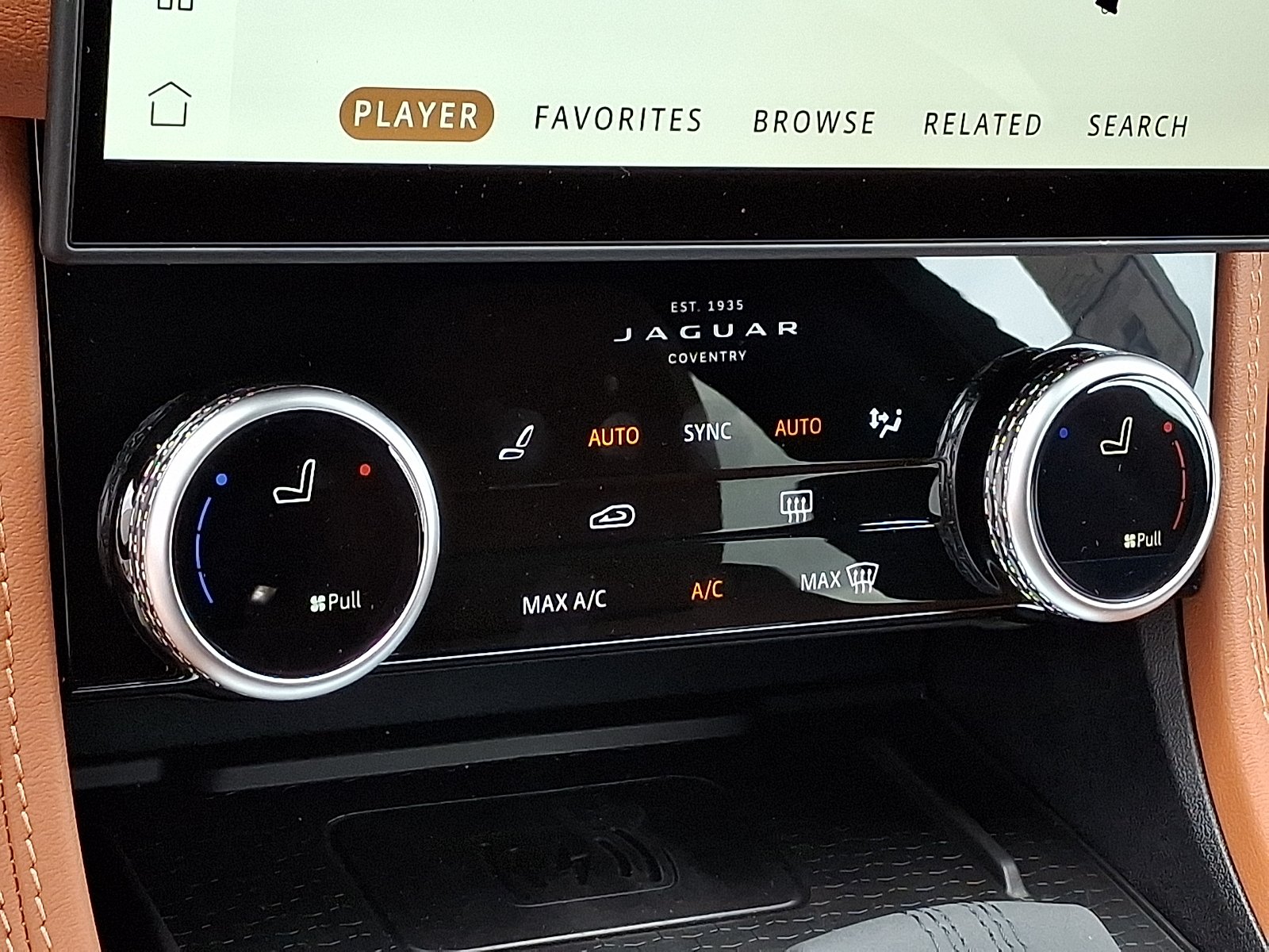 2026 Jaguar F-Pace R-Dynamic S - Photo 19