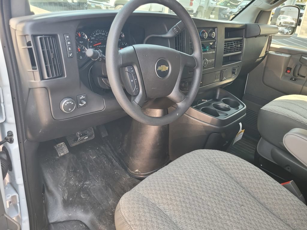 2026 Chevrolet Express Cargo 1WT view 9