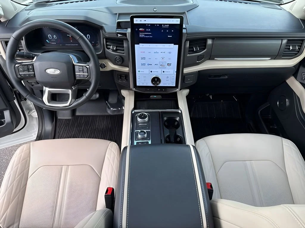 Used 2024  Ford Platinum image 16