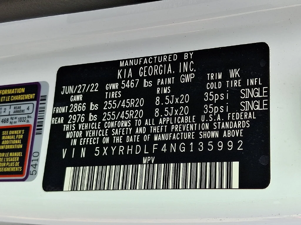 Used 2022 White Kia X-Line EX image 28