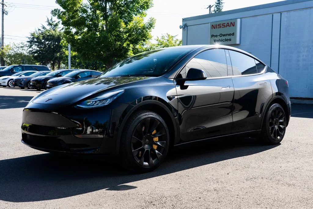 Used 2022 Black Tesla Long Range image 3