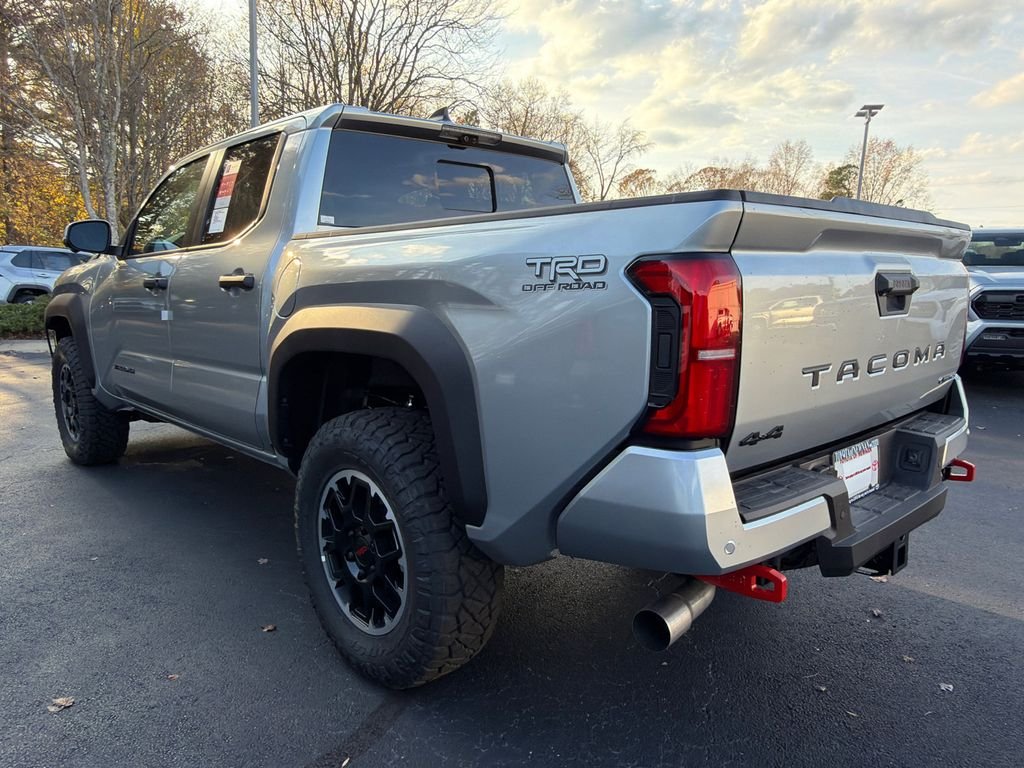 2025 Toyota Tacoma TRD Off Road - Photo 5