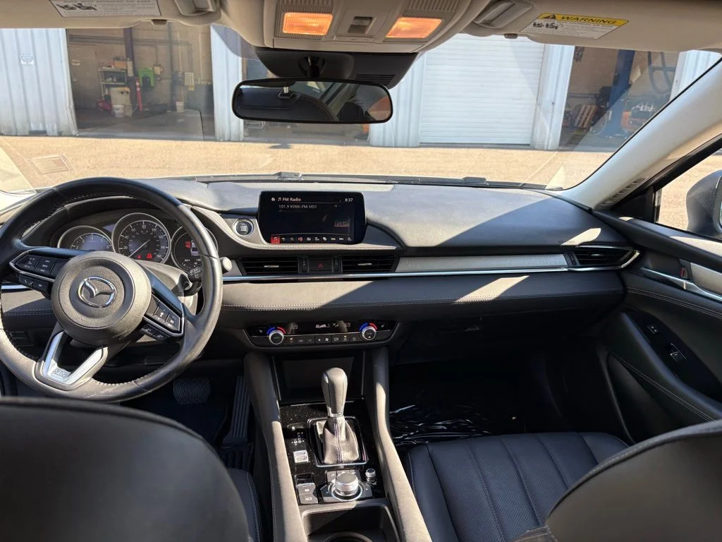 Used 2018 Silver Mazda Touring image 15