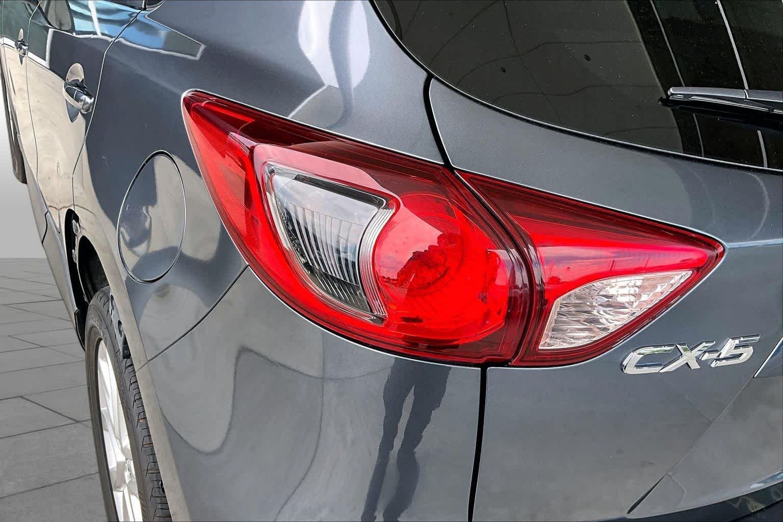 Used 2013 Metropolitan Gray Mica Mazda Grand Touring image 24
