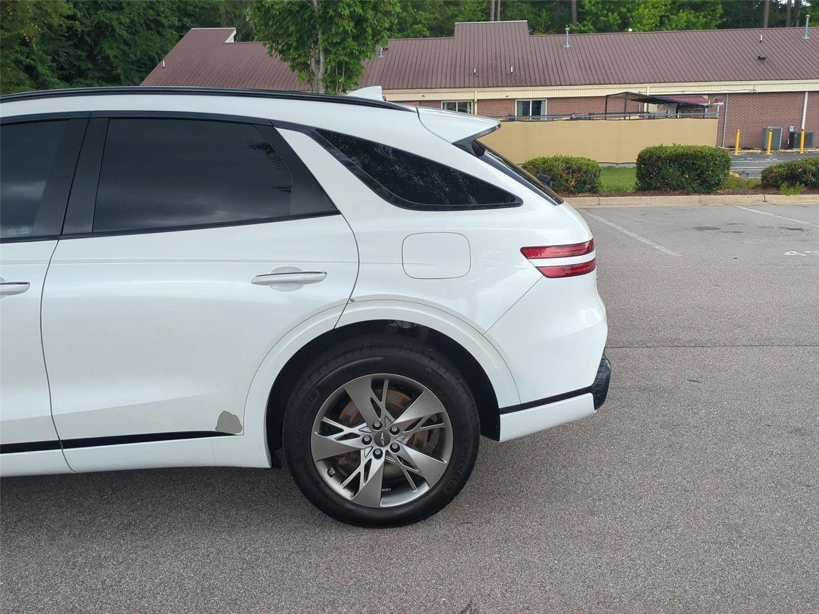 Used 2022 Uyuni White Genesis 3.5T Sport image 11