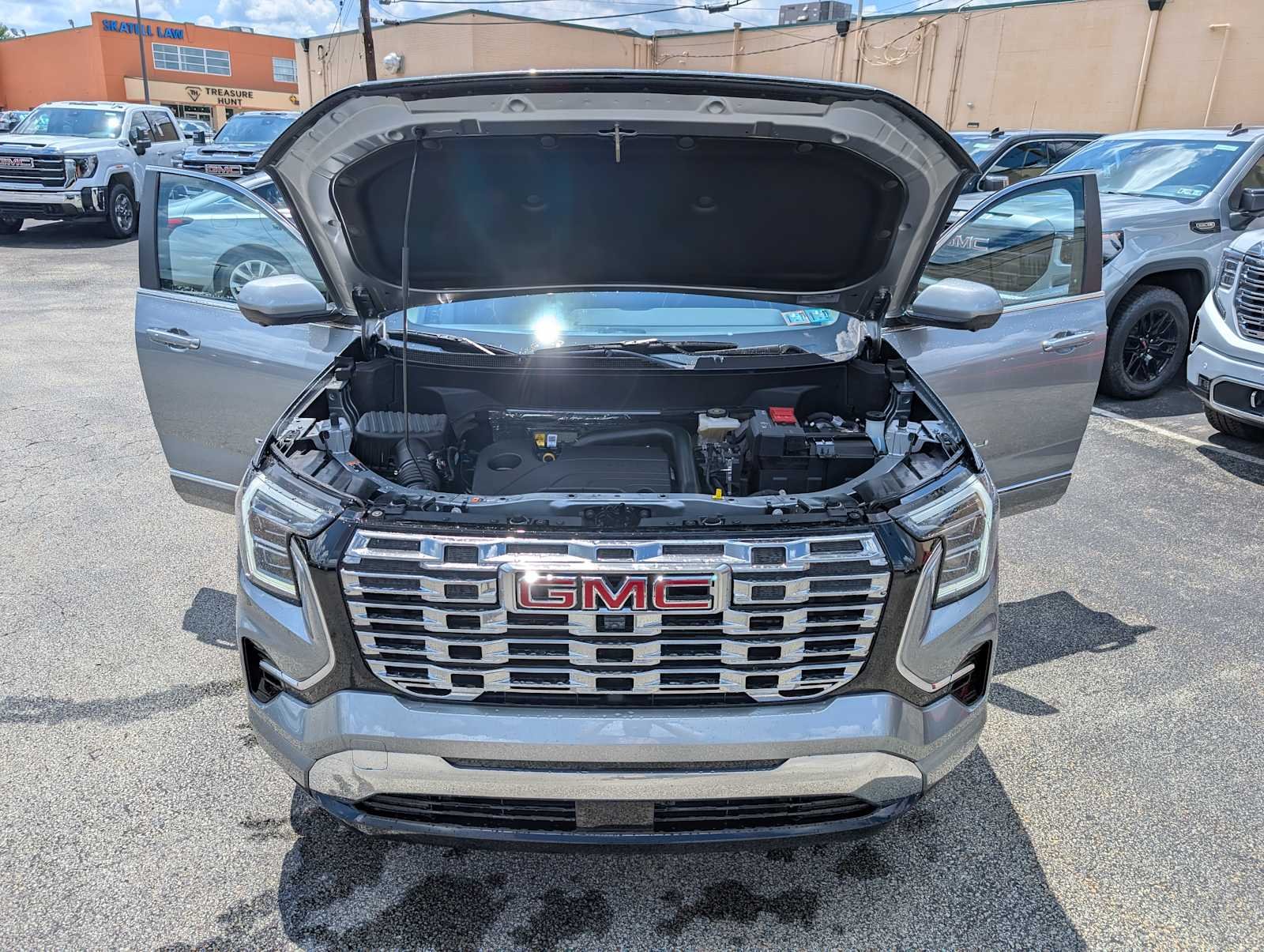 New 2027 Sterling Metallic GMC Denali image 10