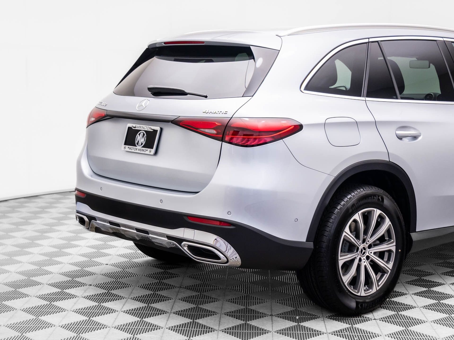 Used 2026 Silver Mercedes-Benz GLC 300 image 28