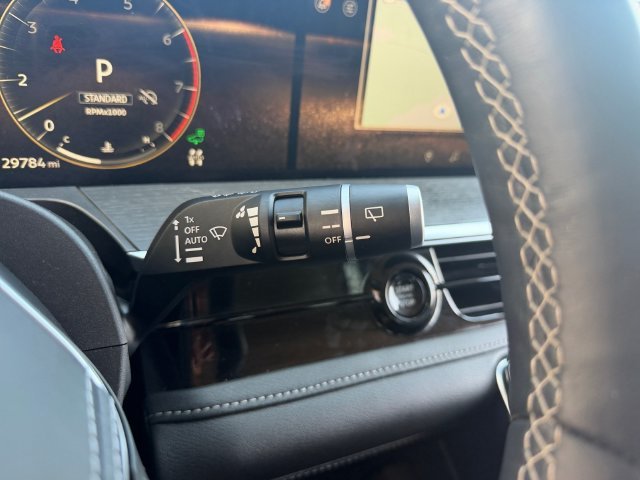 Used 2025 Silver INFINITI SENSORY image 14