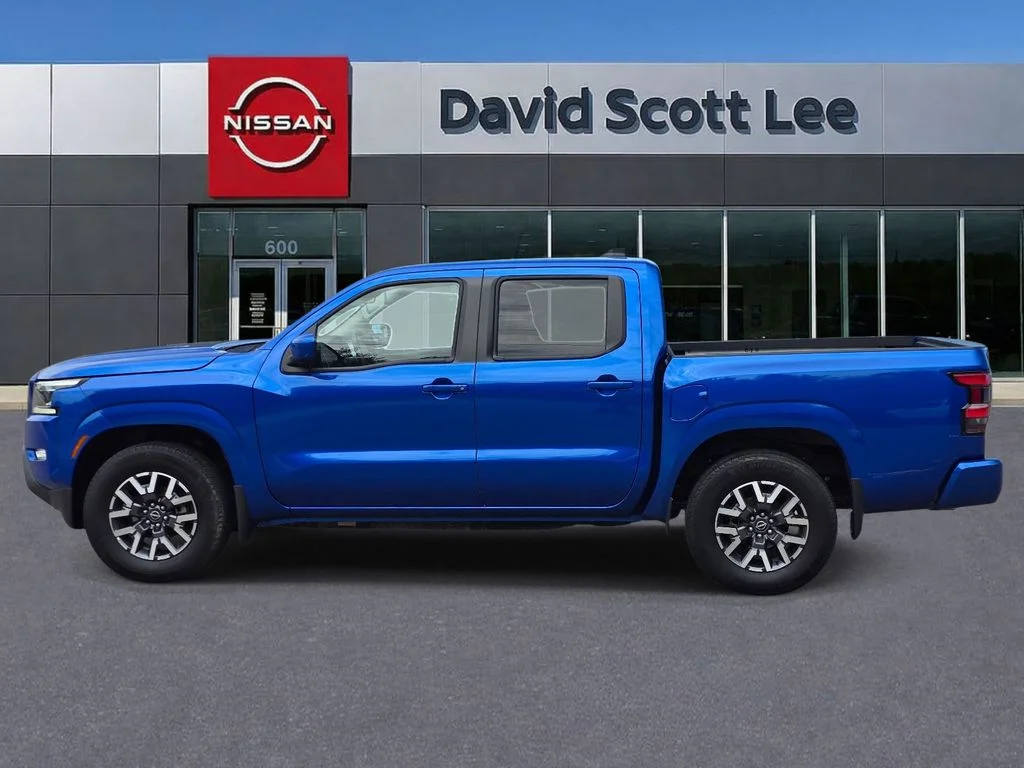 Used 2024 Blue Nissan SL image 12