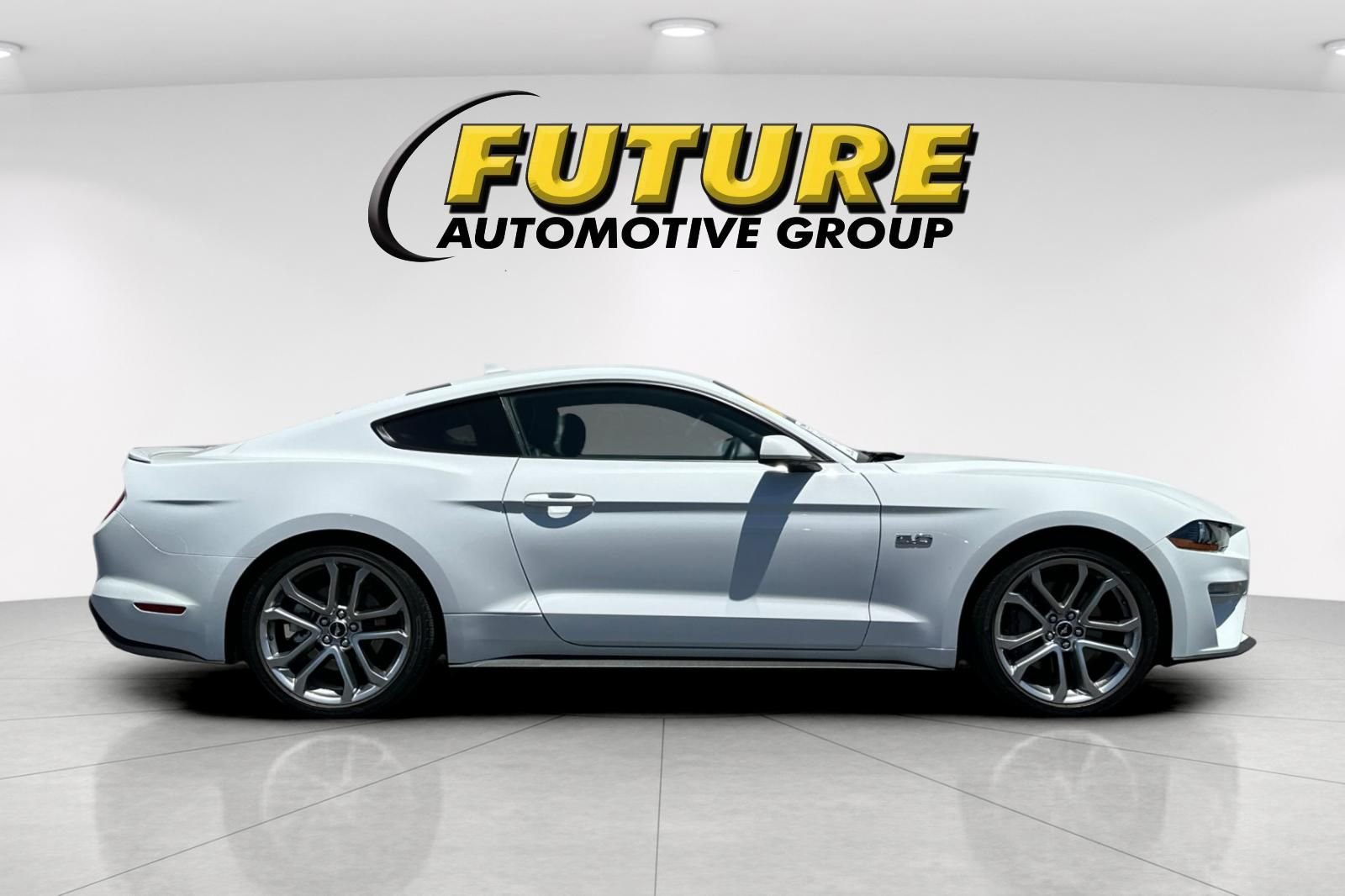 Certified Used 2022 White Ford GT Premium image 2
