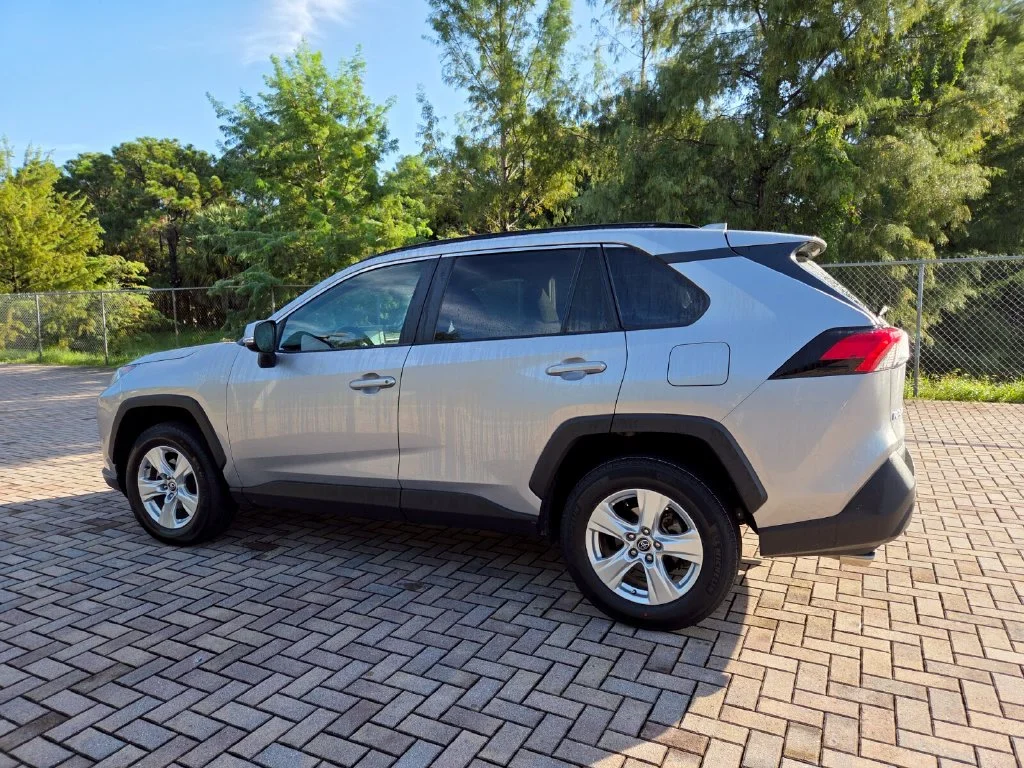 Certified Used 2021 Silver Toyota XLE image 9