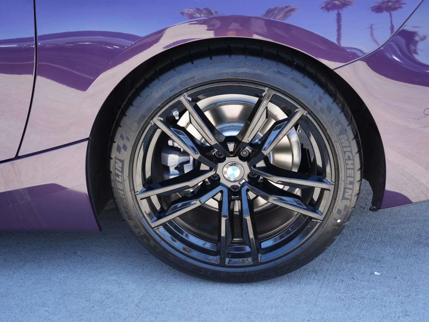 New 2026 Thundernight Metallic BMW sDrive30i image 7