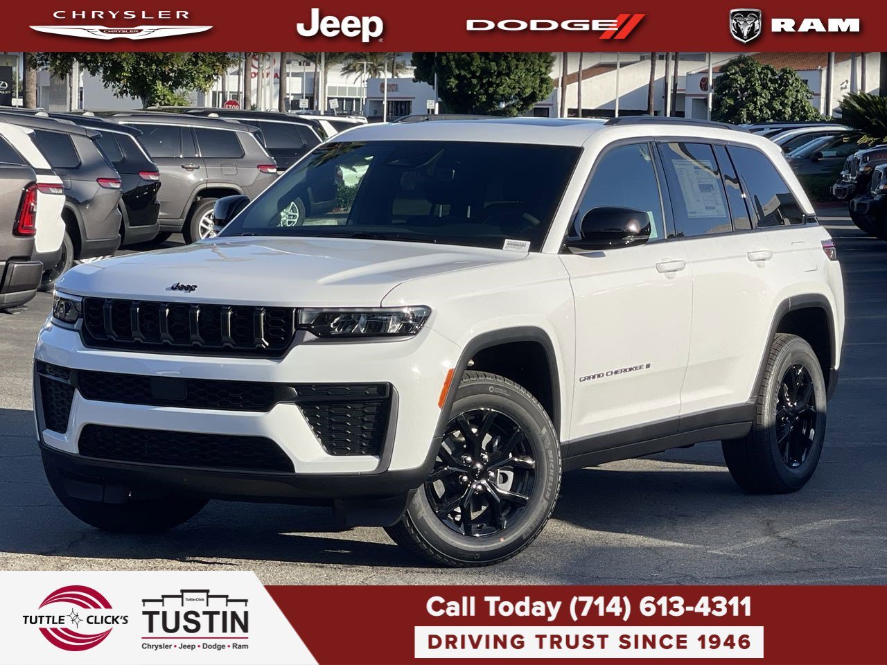New 2026 Bright White Clear-Coat Exterior Paint Jeep Laredo Altitude image 1