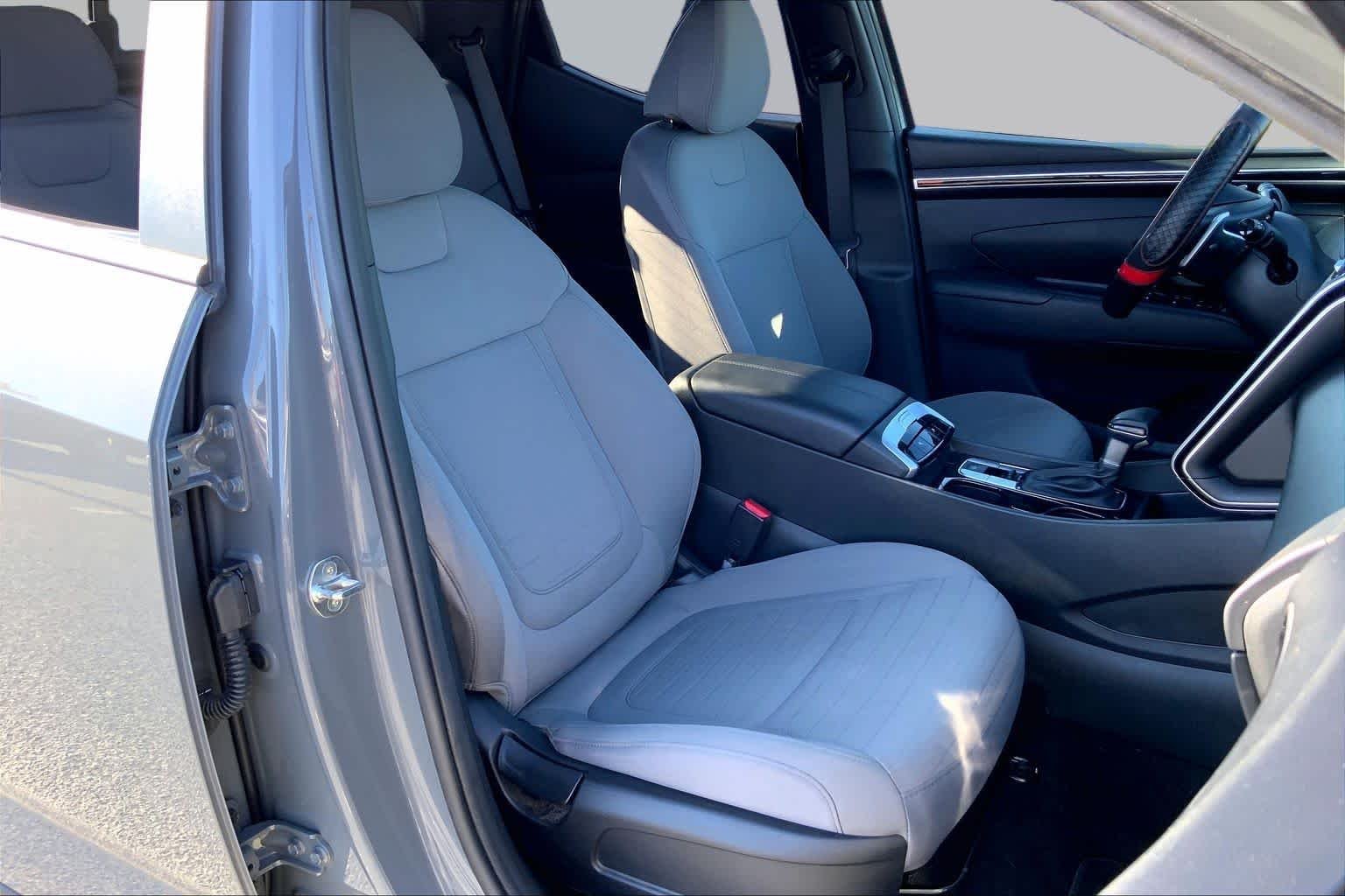 Used 2023 Hampton Gray Hyundai SEL Premium image 8