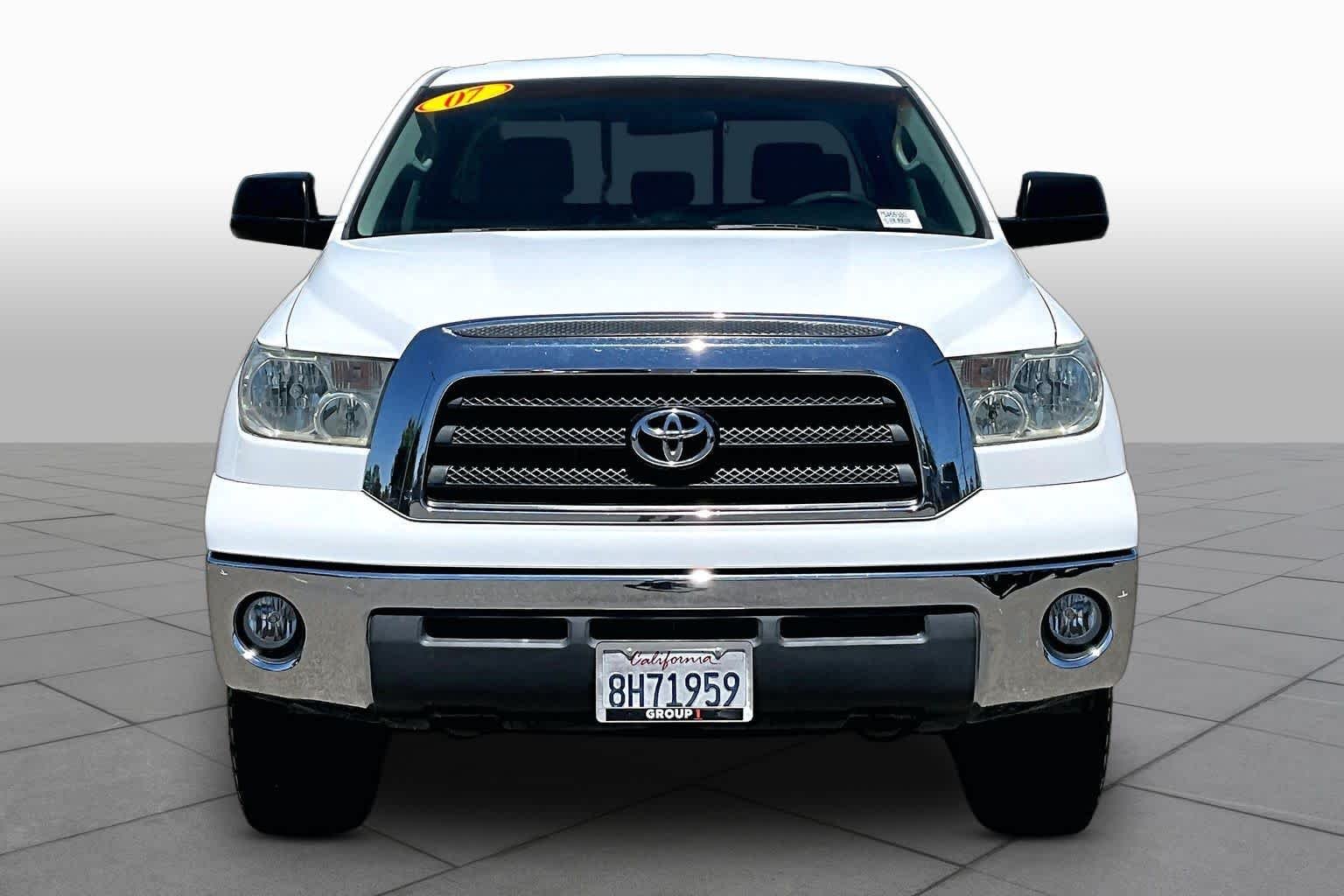 Used 2007 Super White Toyota SR5 image 3