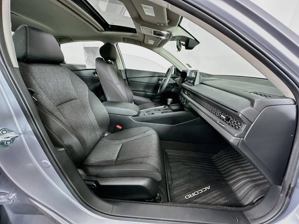 2025 Honda Accord SE - Photo 60