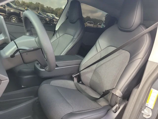 Used 2026  Tesla Long Range image 20