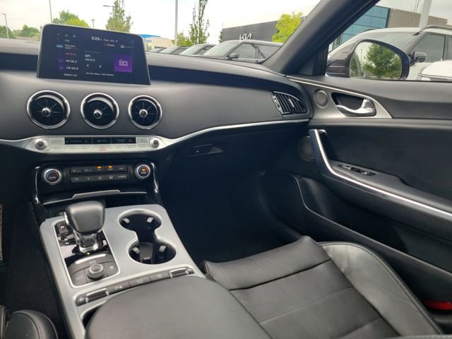 Used 2019 Blue Kia GT2 image 10