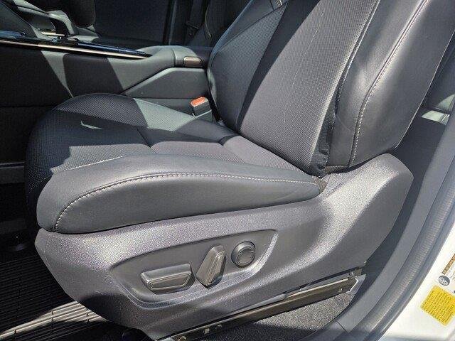 Used 2026 Oxygen White Toyota XLE image 10