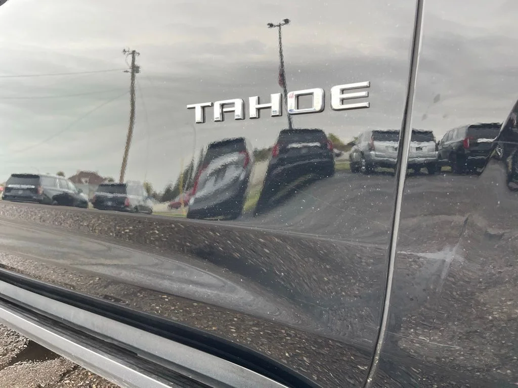 Used 2021  Chevrolet High Country image 17
