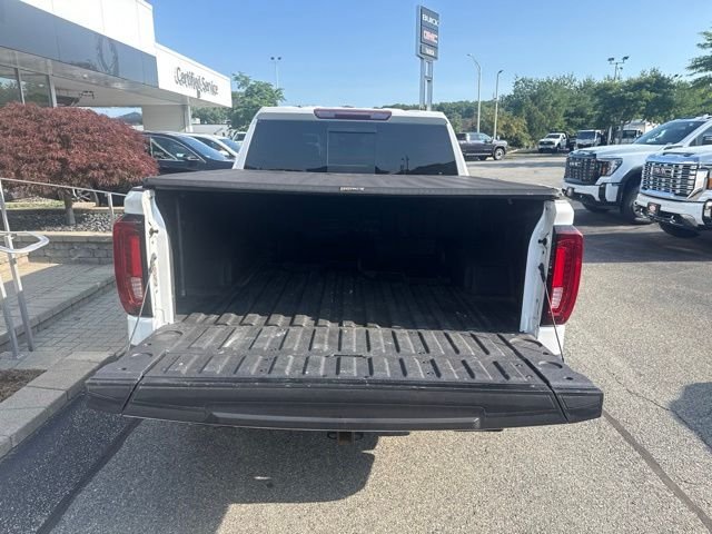 Used 2023 White GMC SLT image 26